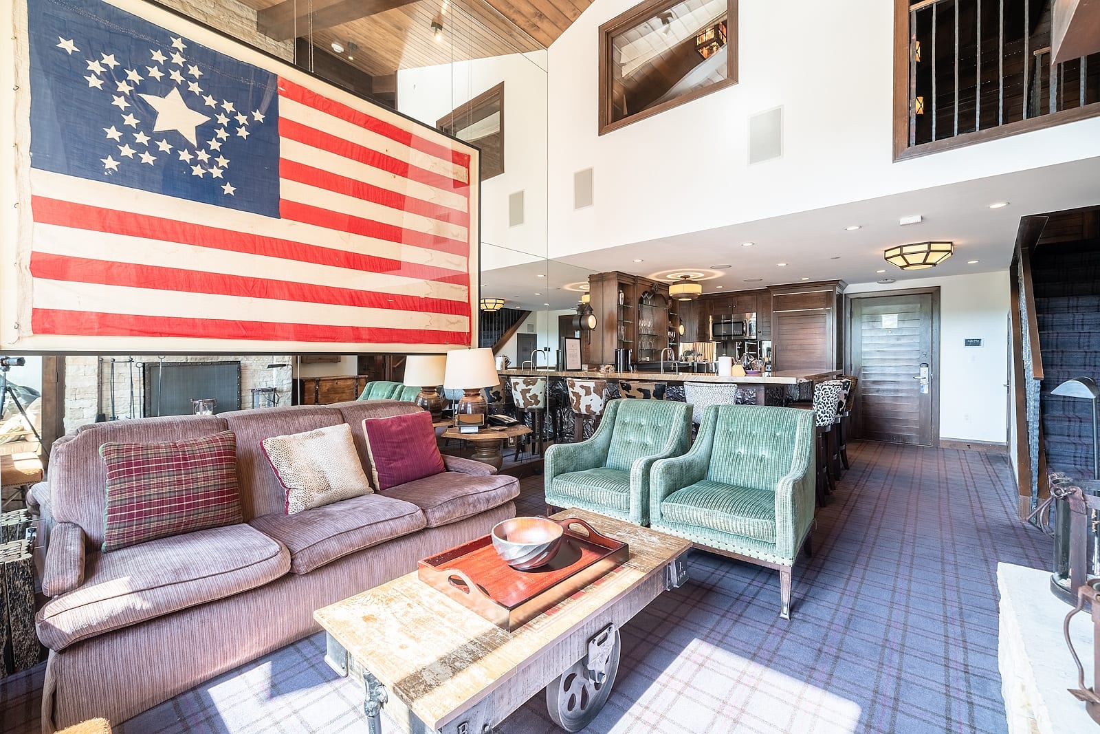 The Lodge at Vail Condominiums #522