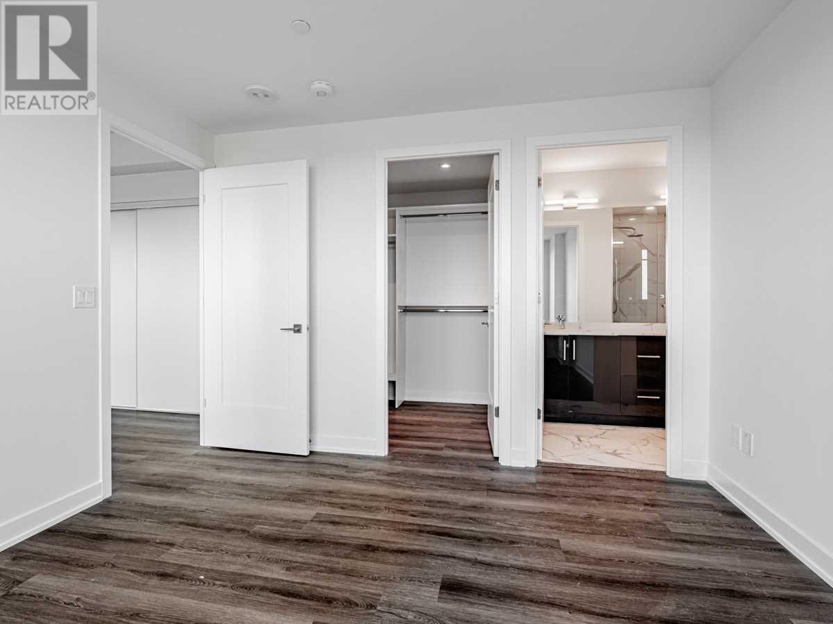 840 St. Clair Ave W, #801