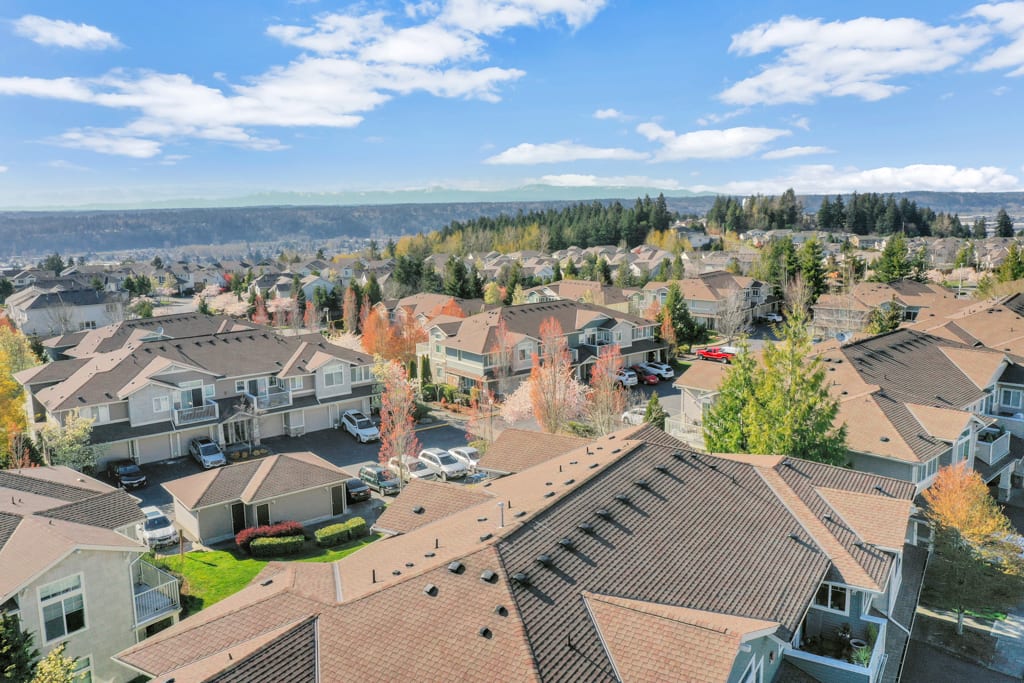 6127 Isaac SE  Avenue, Unit F