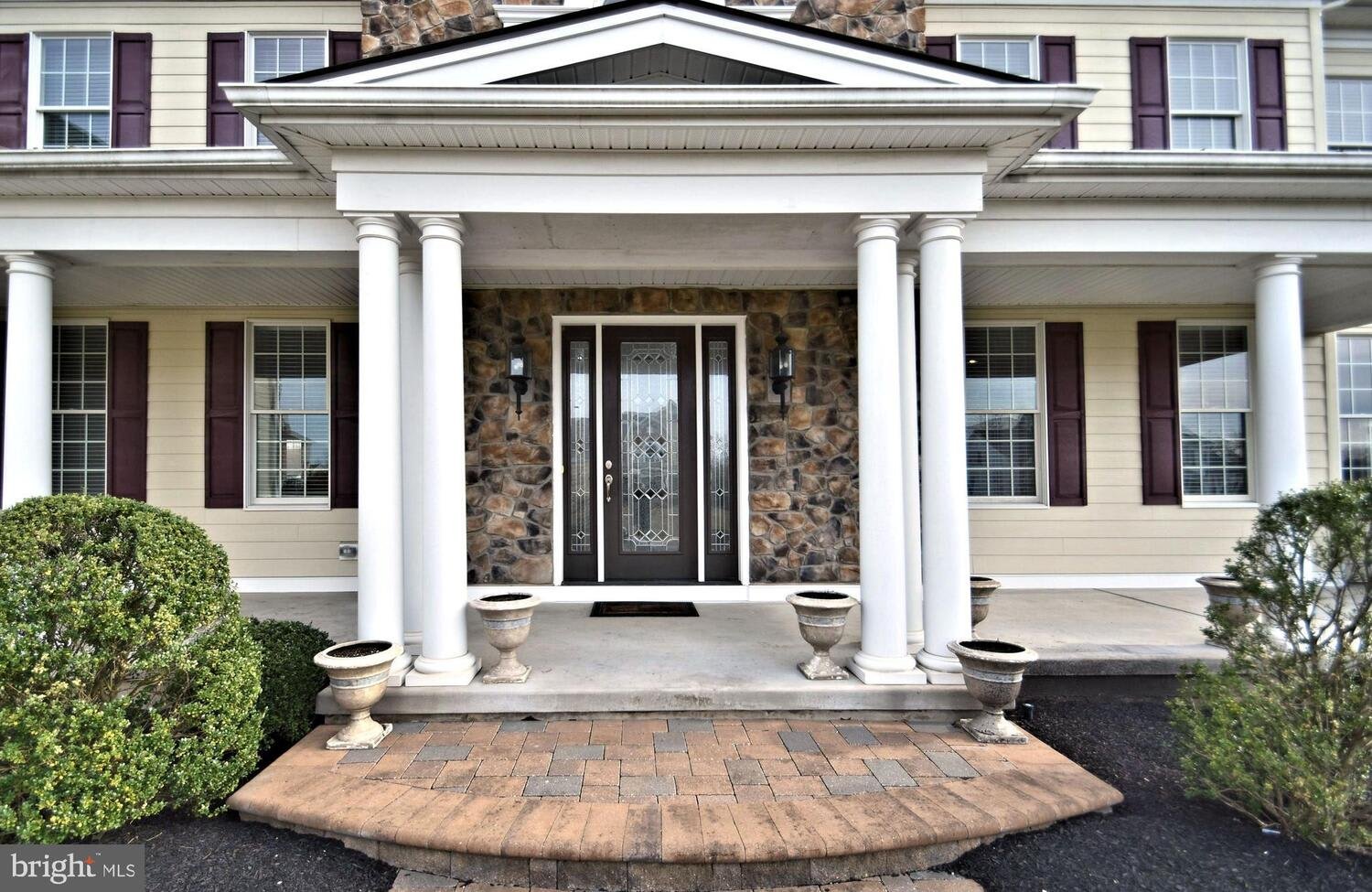 236 Jane Chapman Drive E