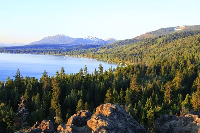 Hiking the Tahoe Rim Trail