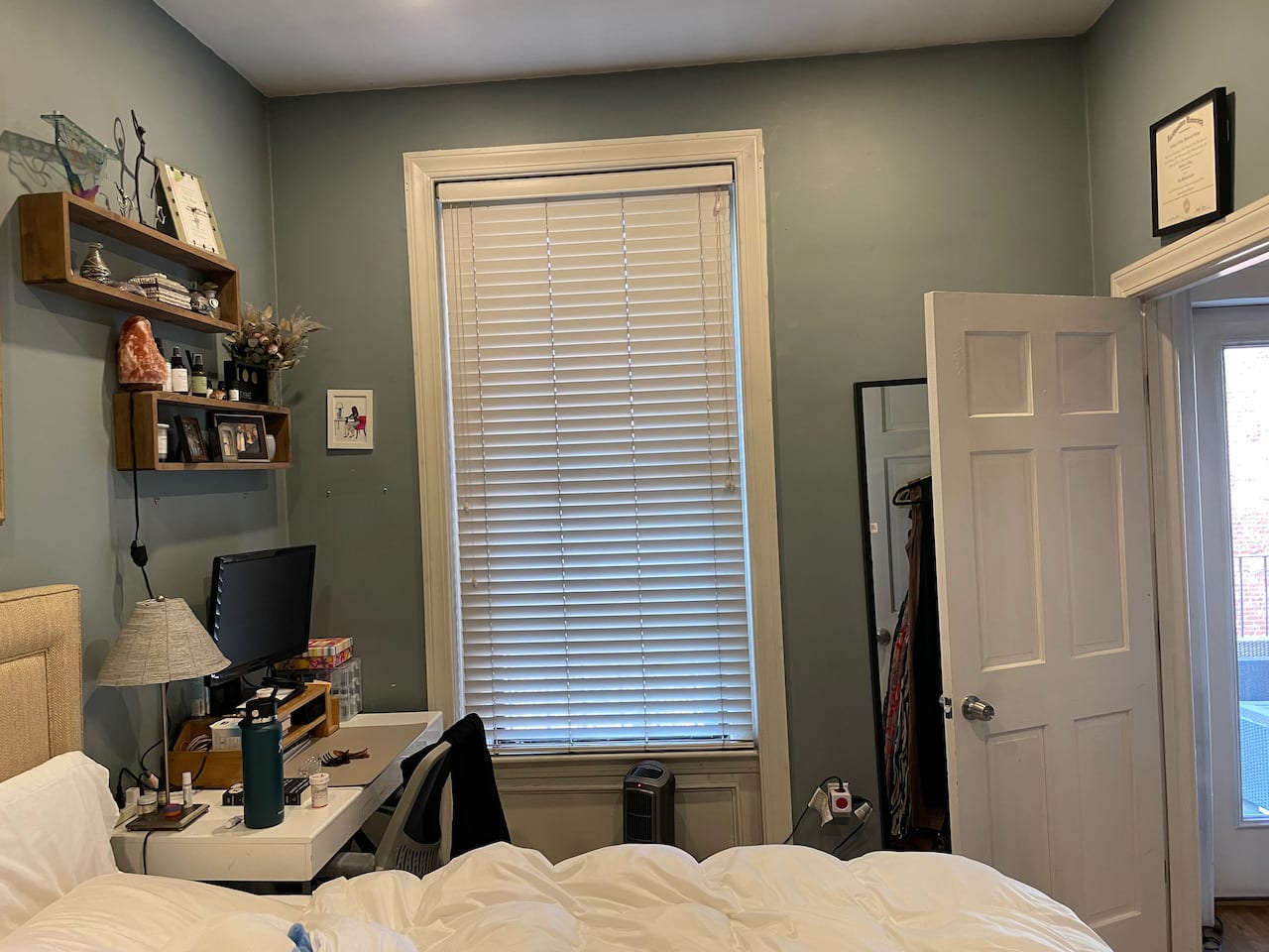 Sweet 1 bed 1 bath on Columbus - Deck and Laundry! AUGUST 1