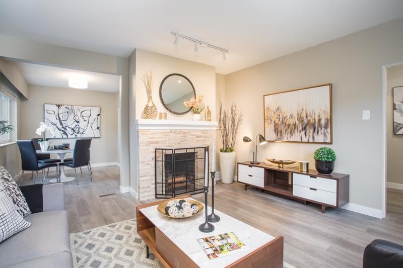 1371--1377 Maple Street, Vancouver