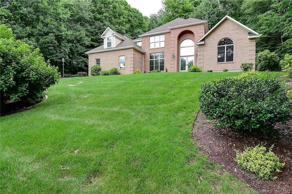 132 Sherwood Dr