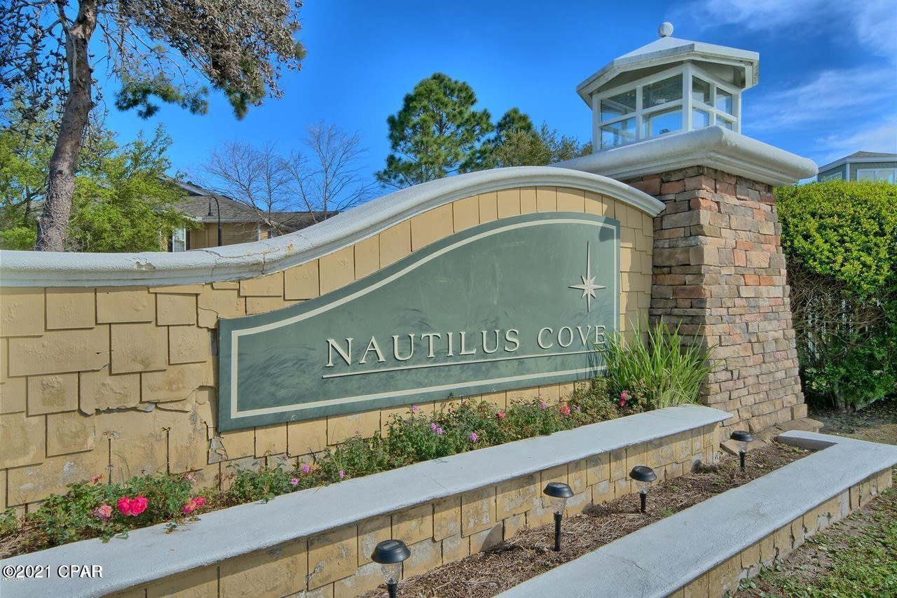 510 Lighthouse Rd