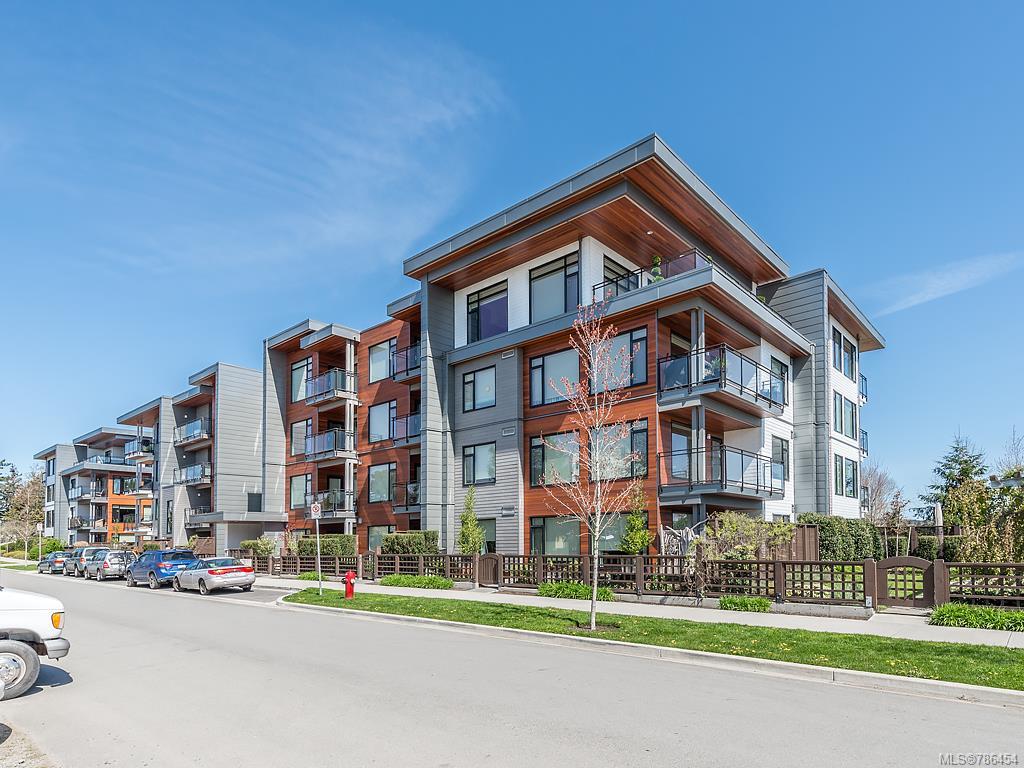 203-3811 Rowland Ave, Saanich