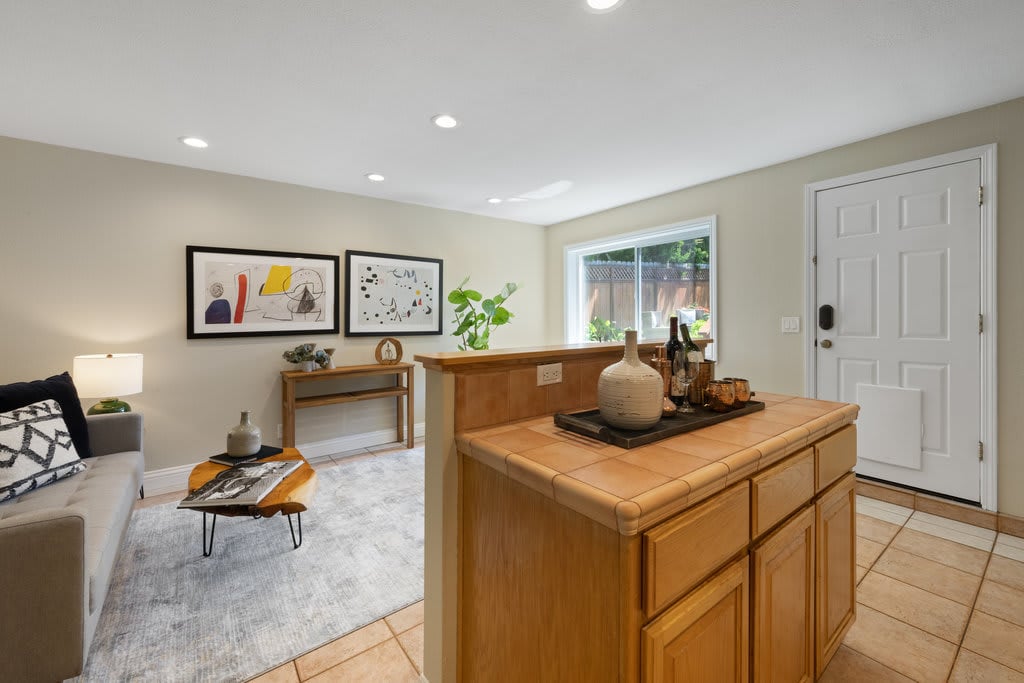 463 4th Street