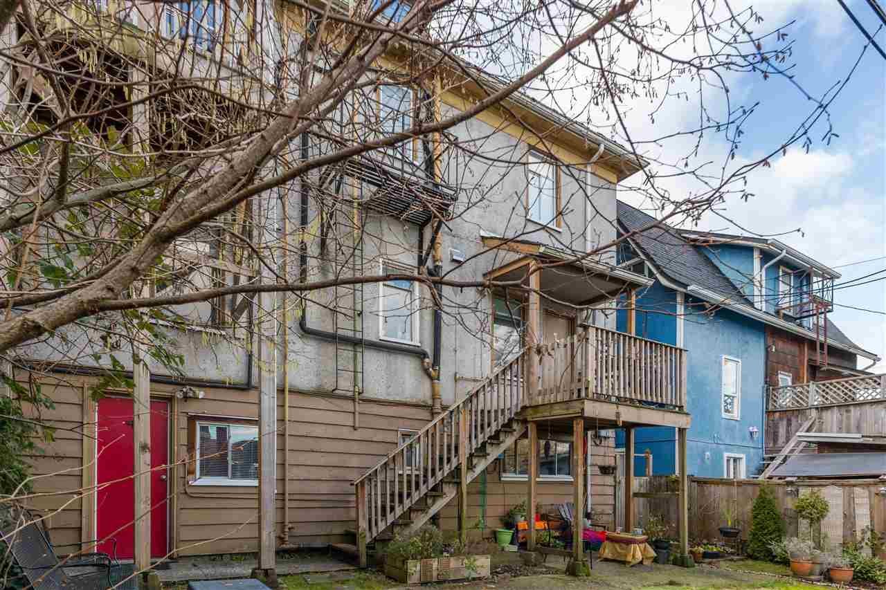 2740 St. Catherines St