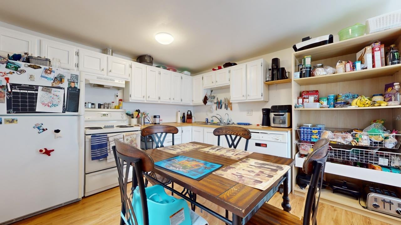 1980 Spruce Dr