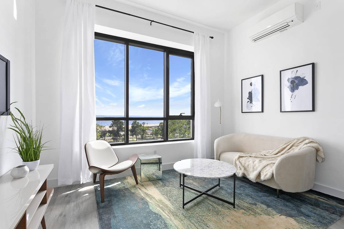 221 Sea Breeze Ave Unit: PH-2C
