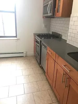609 New York Avenue Unit: 1