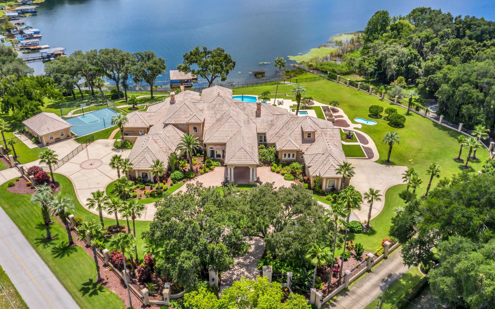 1206 OLD EUSTIS  ROAD