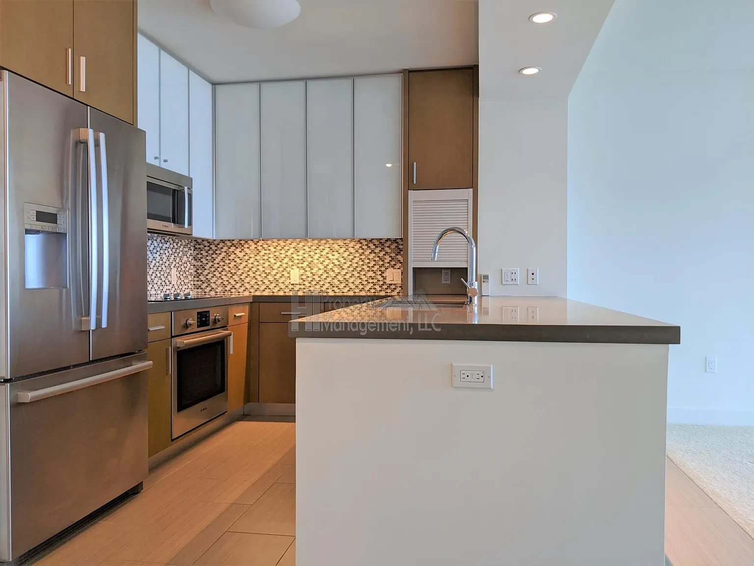 600 Ala Moana Blvd #1904