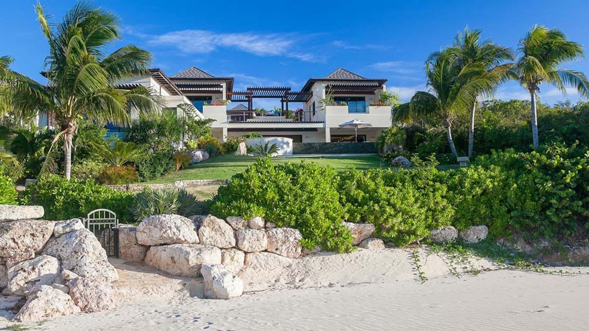 Nevaeh Villa Long Bay Beach