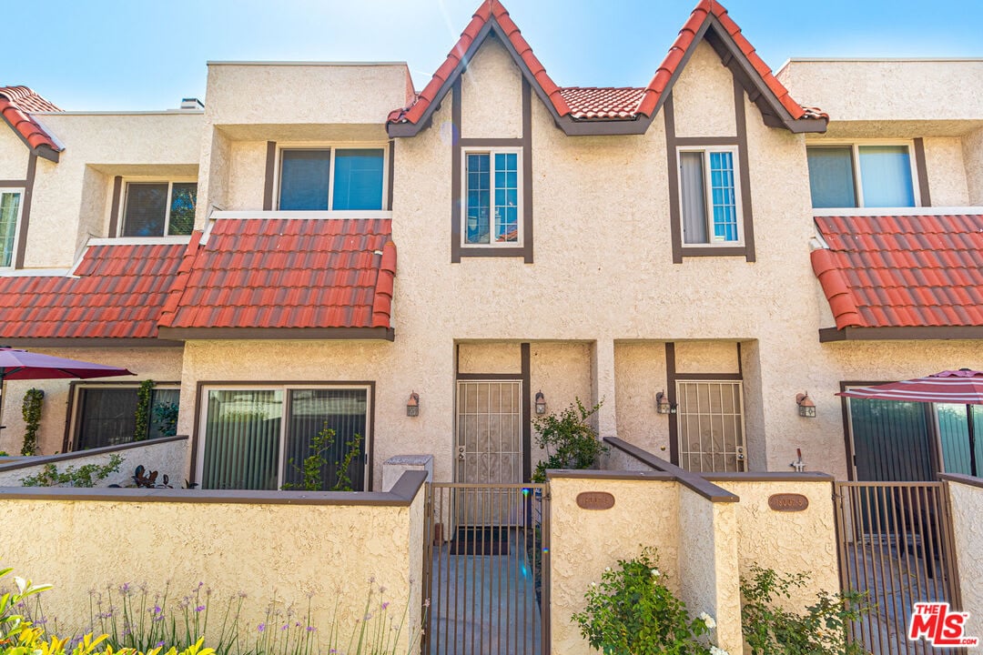 18007 River Cir Unit: 4