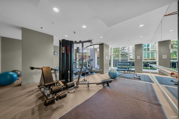 1101-1616 Bayshore Dr