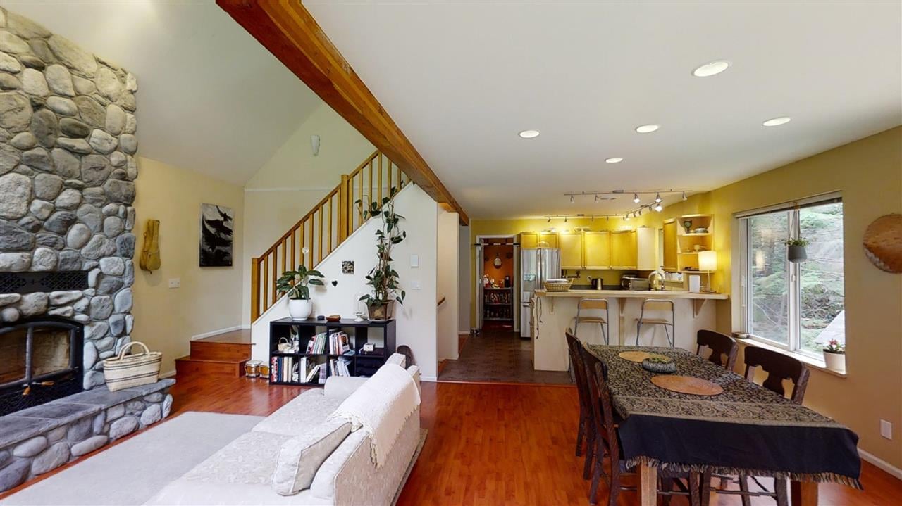 5557 Riley Road, Halfmoon Bay