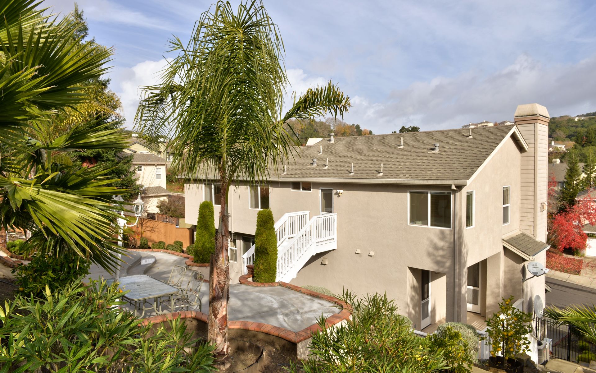 3428 Lake Park Ct