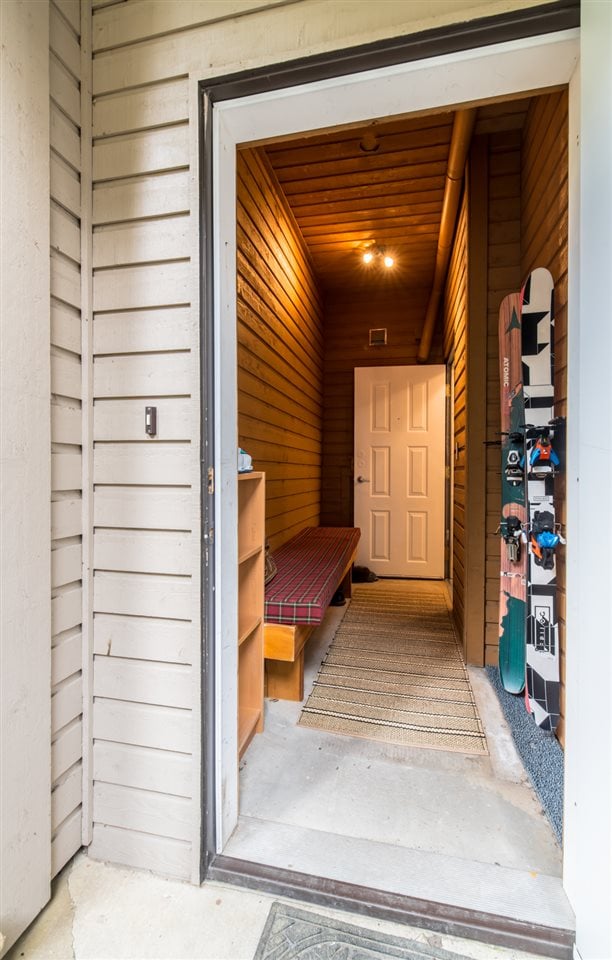 2-2240 Gondola Wy