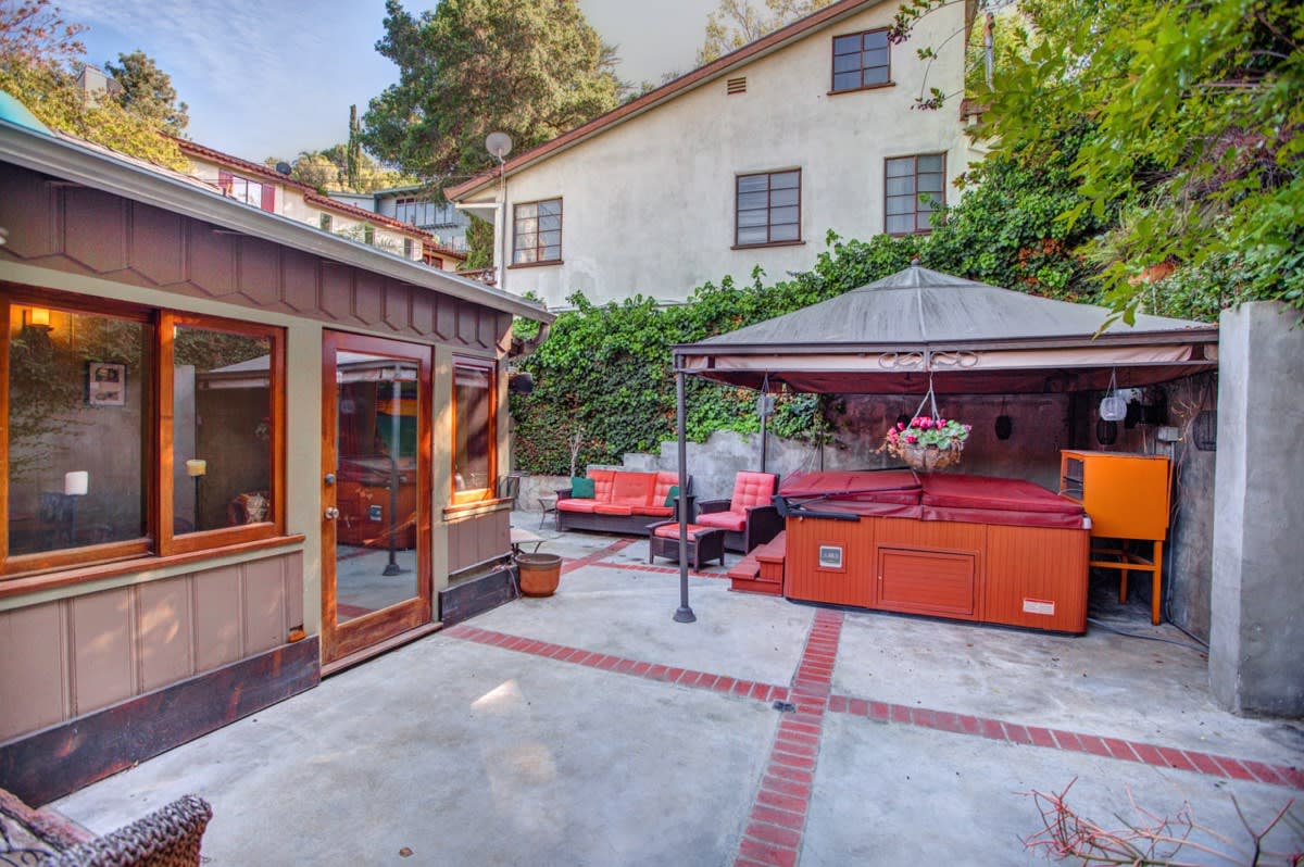 3919 Big Oak Dr Studio City, CA