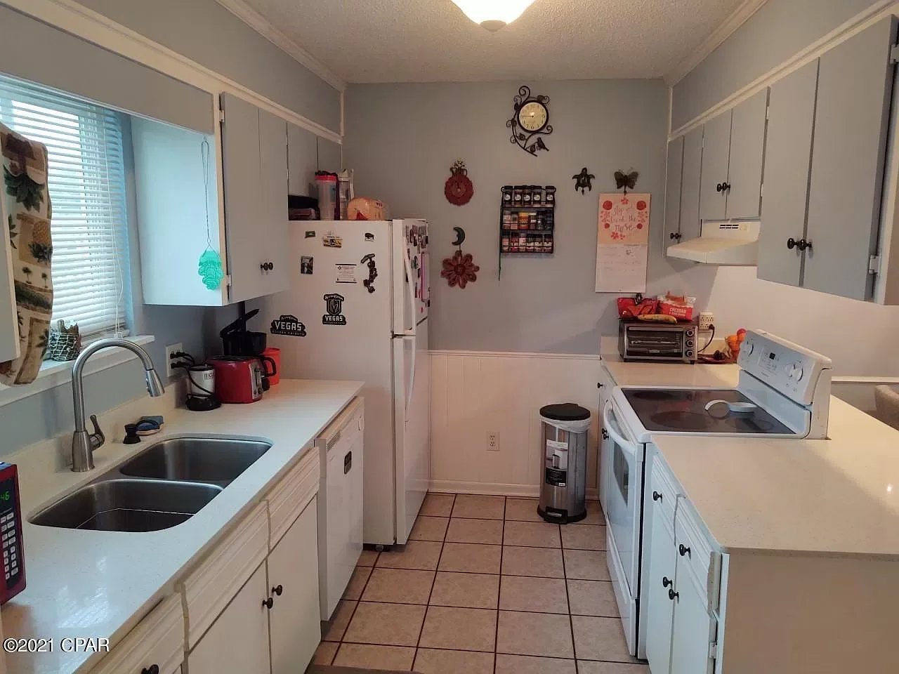 6315 Hilltop Avenue Unit C & D