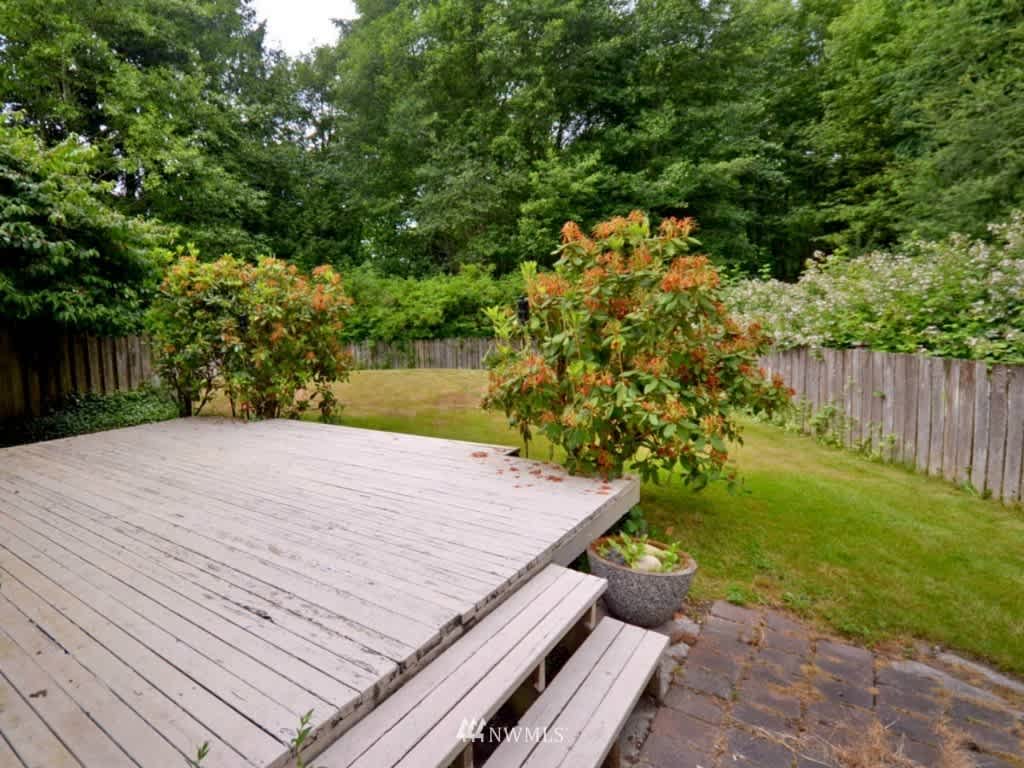 5107 159th Pl SW