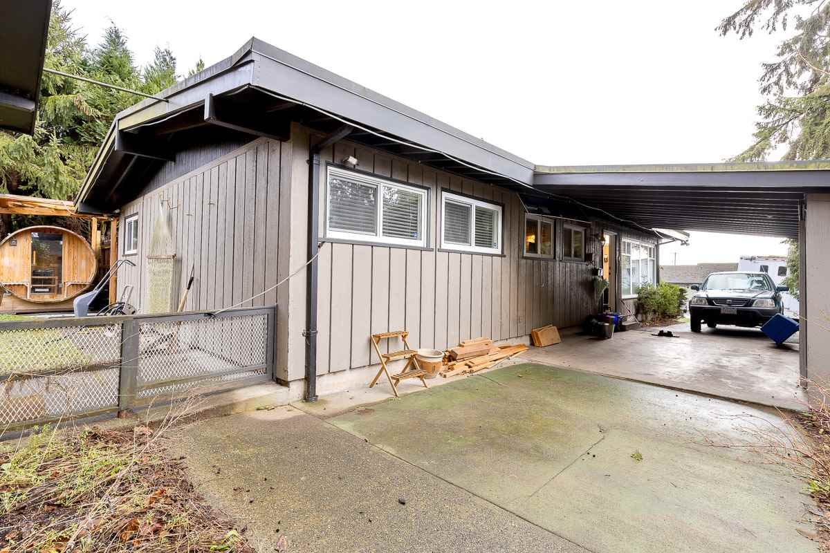 643 Shaw Ave