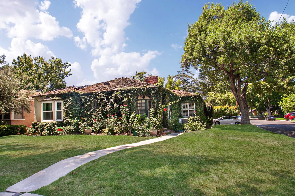 4559 Van Noord Ave Studio City, CA