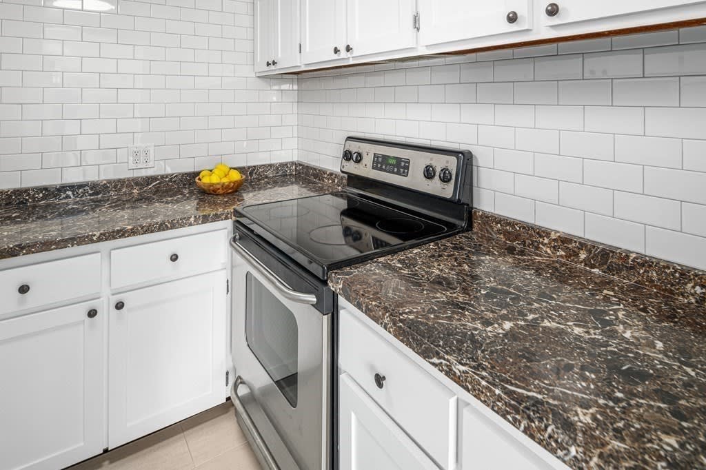 231 Coolidge Ave #412