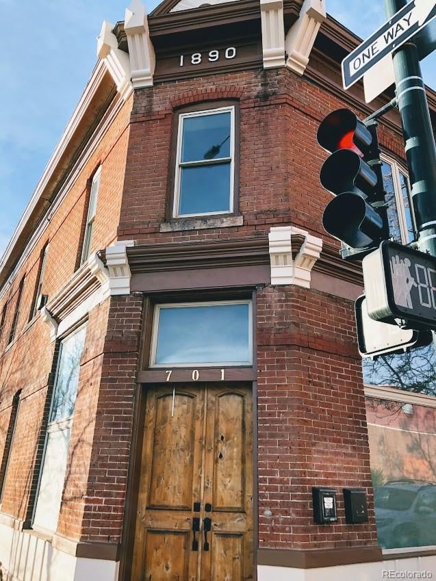 701 West 6th Ave