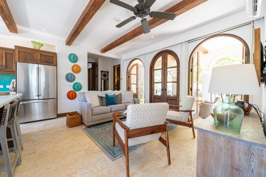 Plaza Flat with Splash Pool, Flamingo, Guanacaste