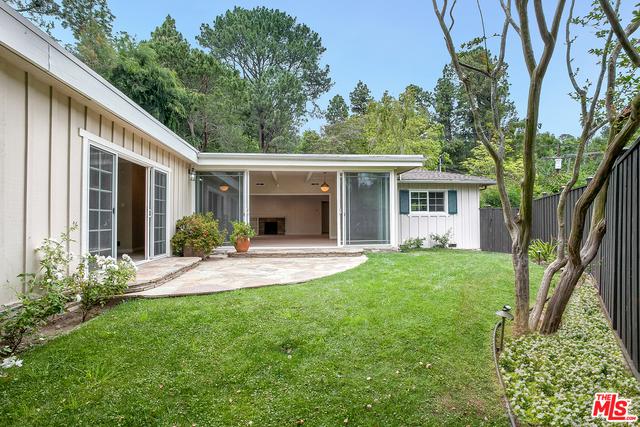 Traditional Beverly Hills Lease