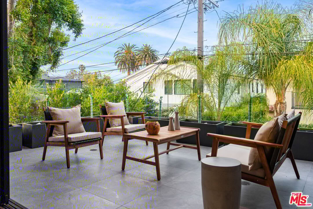 Oasis Retreat
