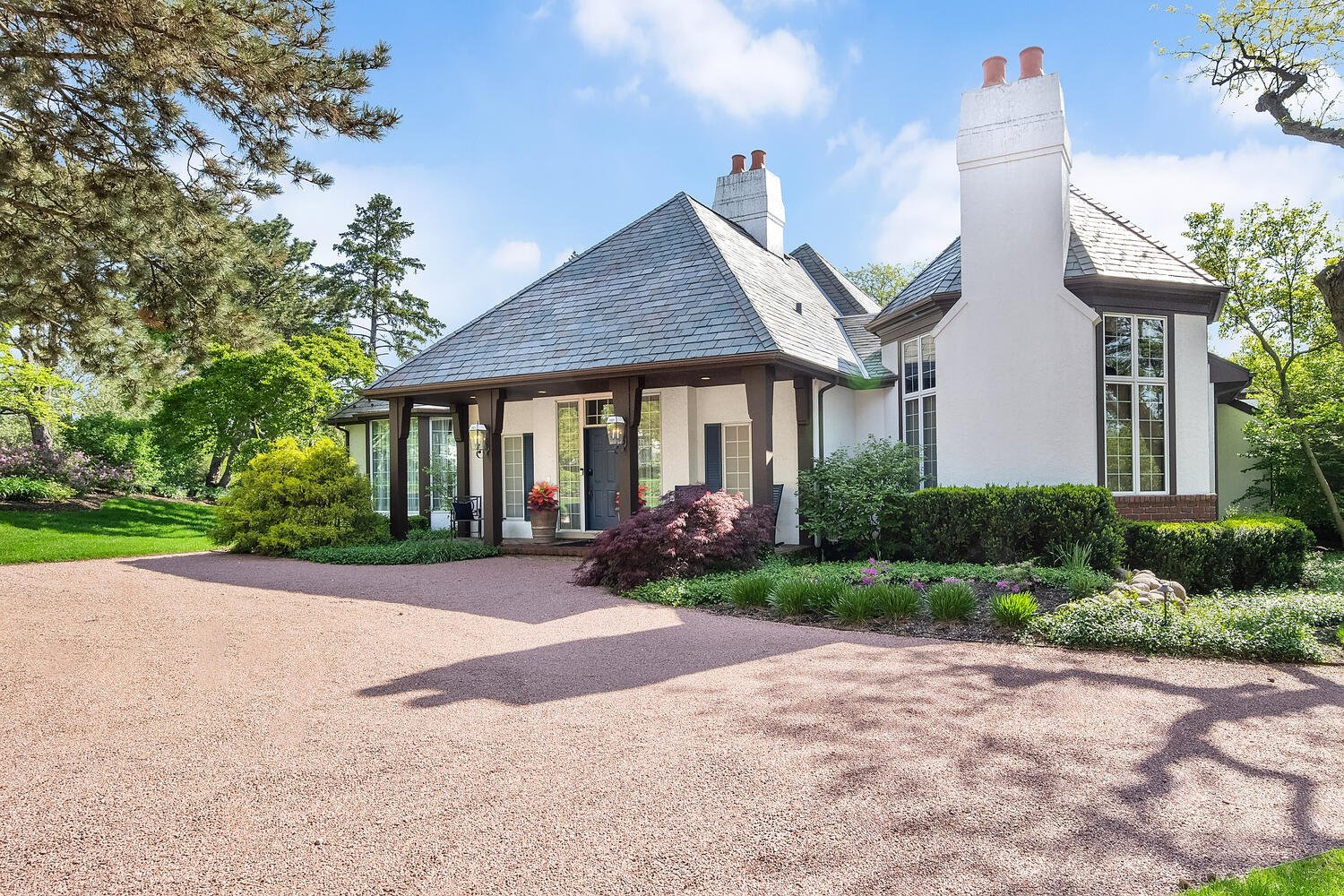 1601 Burr Ridge Club