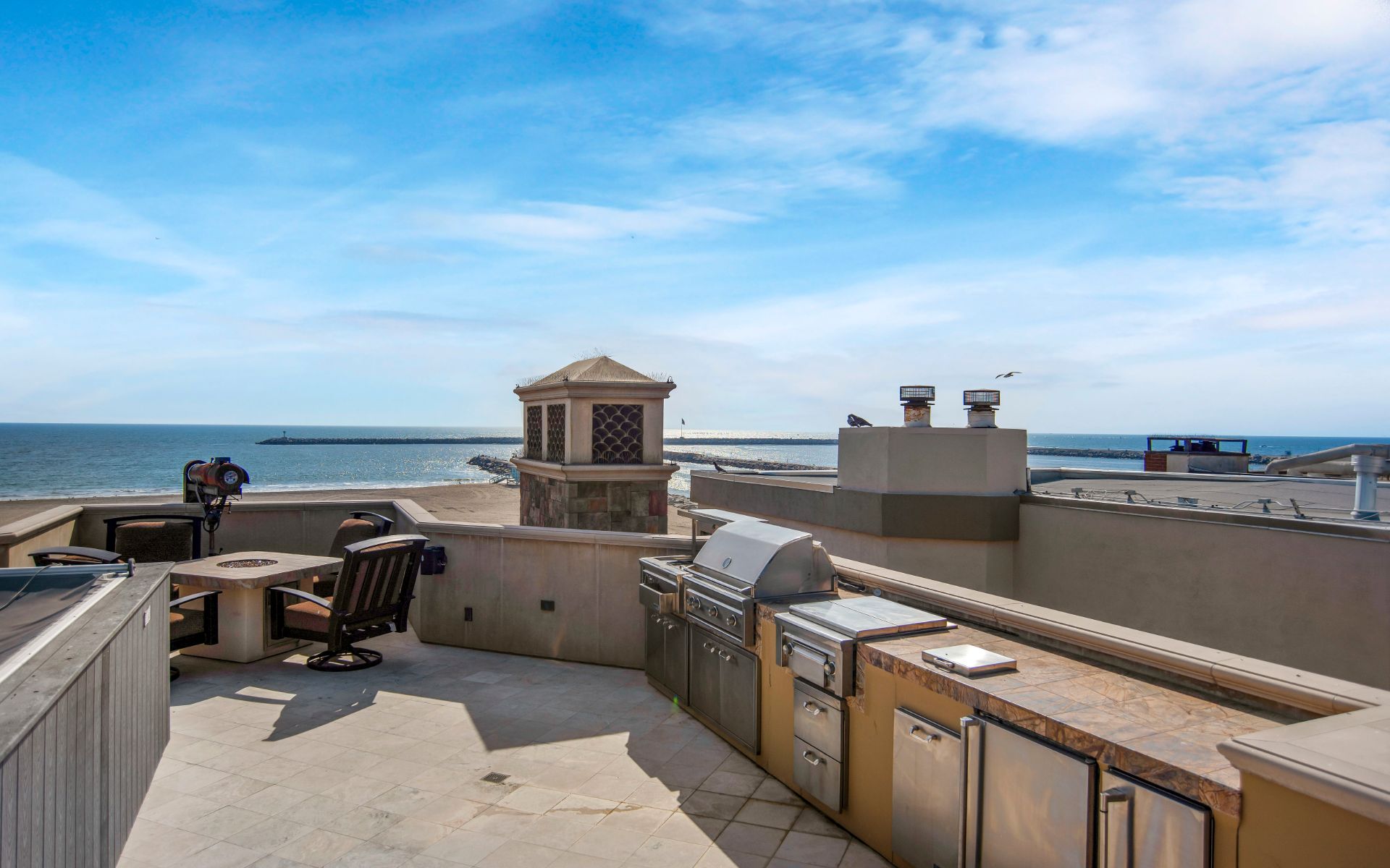 6209 Ocean Frnt