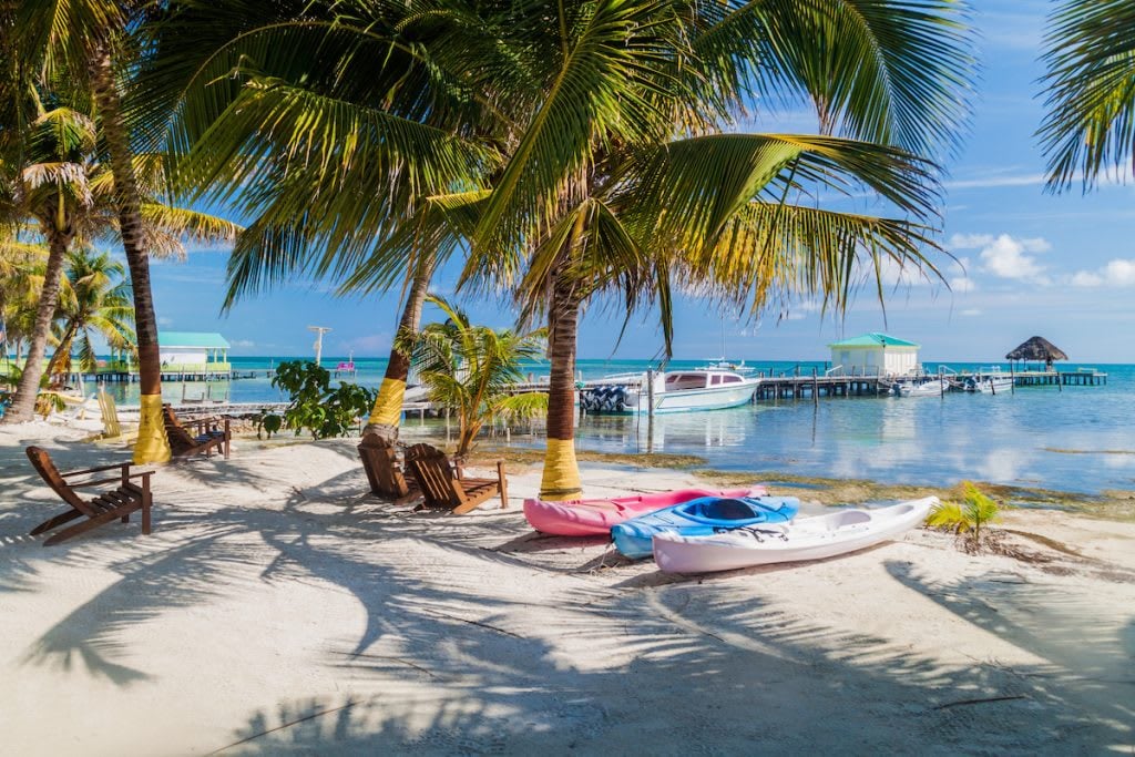 The Galleon at Best Western© Grand Baymen Gardens - San Pedro Ambergris Caye, Belize