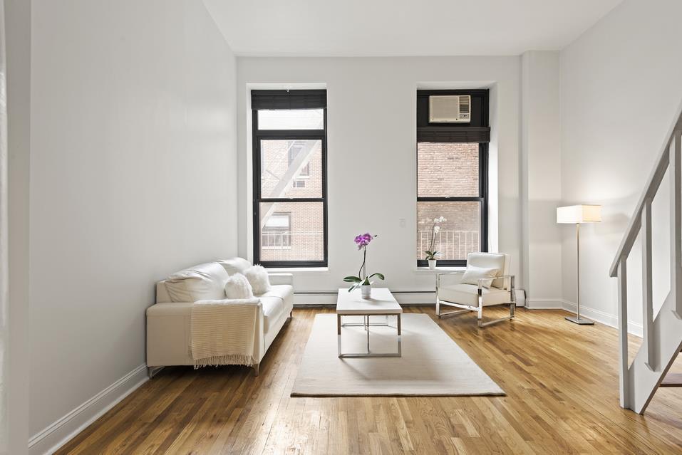 250 Mercer St Unit: C418