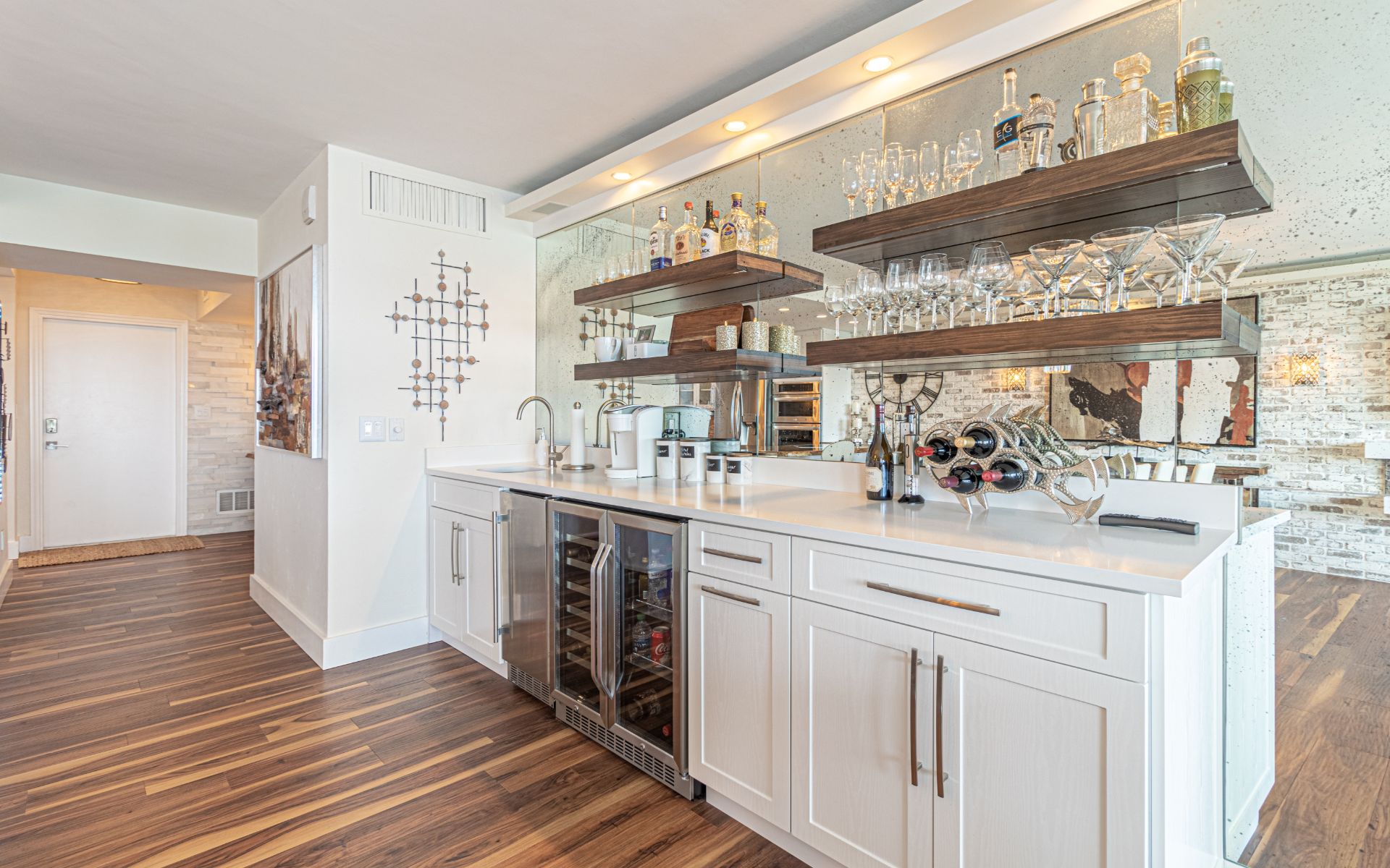 511 Bayshore Dr Unit: 808