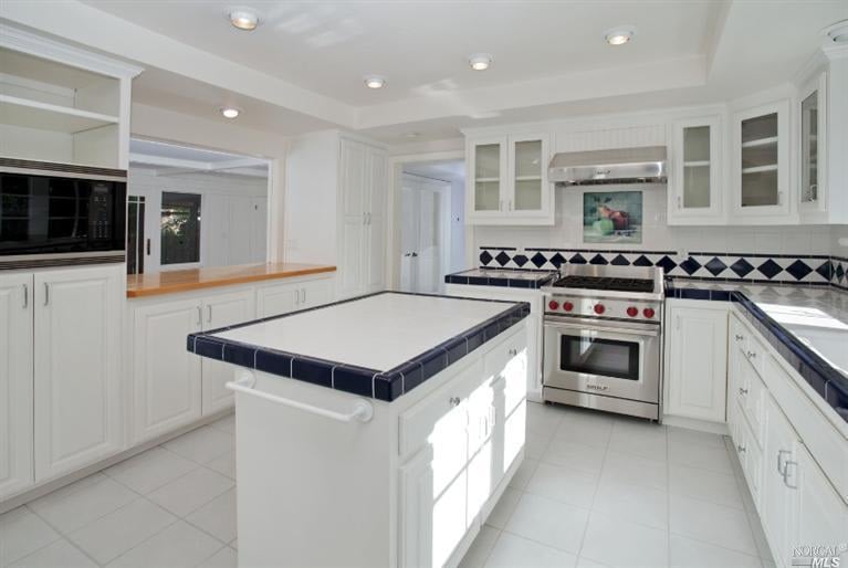 1105 McDonald Ave