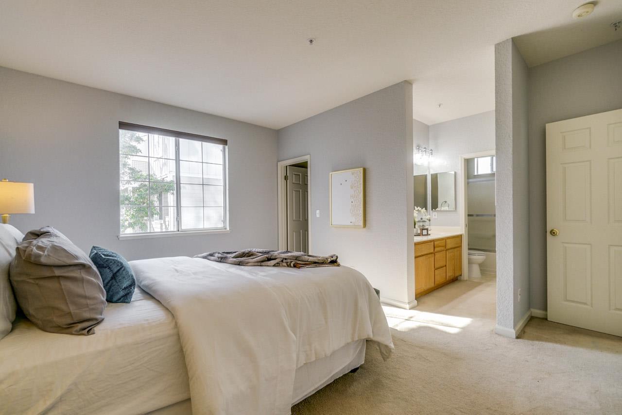 250 Santa Fe Terrace #205