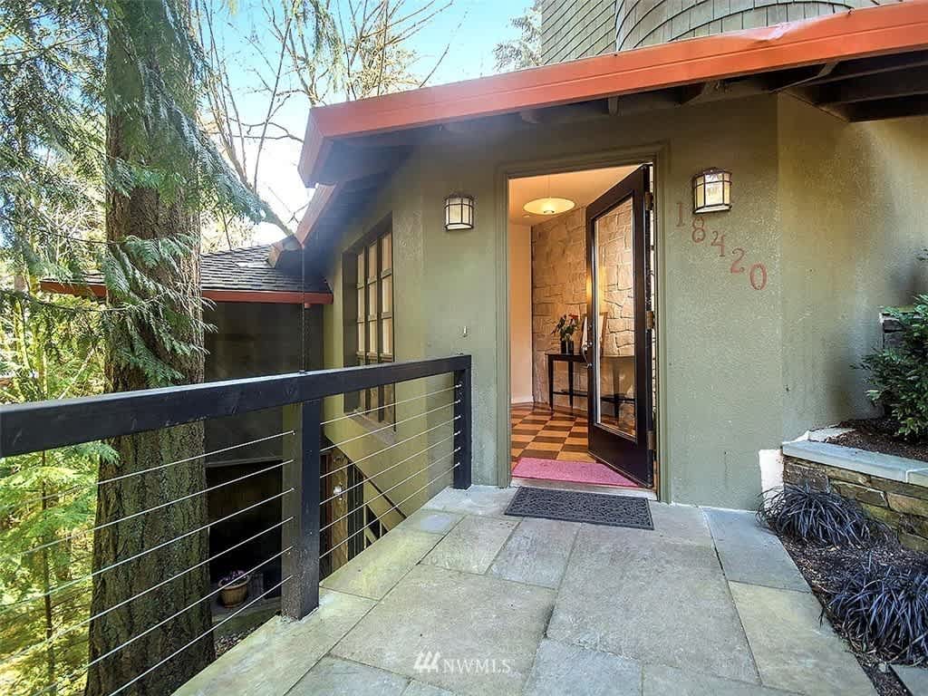 18420 24th Pl NE
