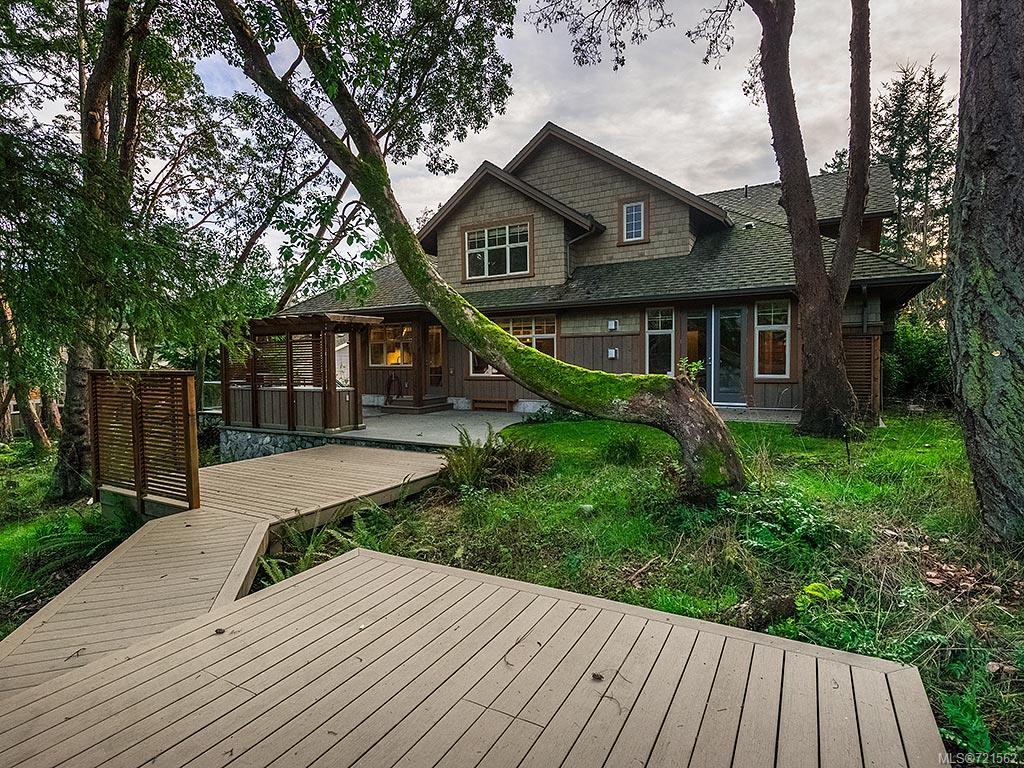 1267 Oceanwood Lane, Saanich