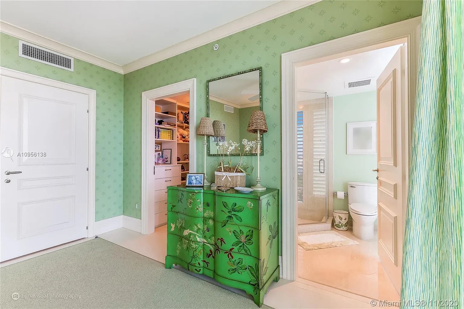 2627 S Bayshore Dr APT #1802
