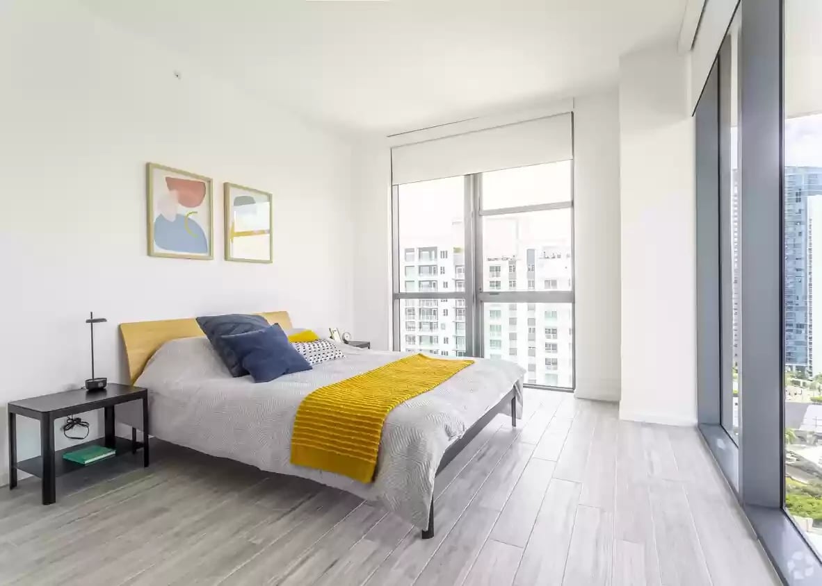 301 SW 1st Ave, Apt 1414 