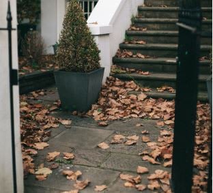 READY TO SELL? Think Curb Appeal!