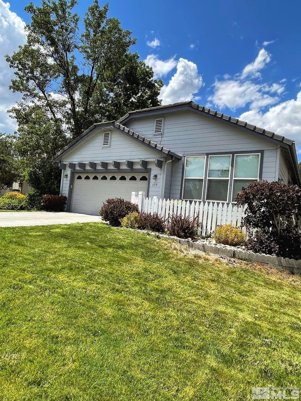 639 Caughlin Gln