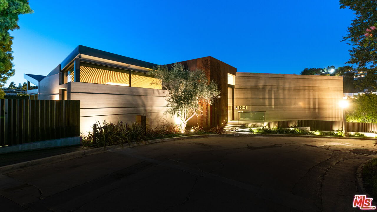 Estate Velvet