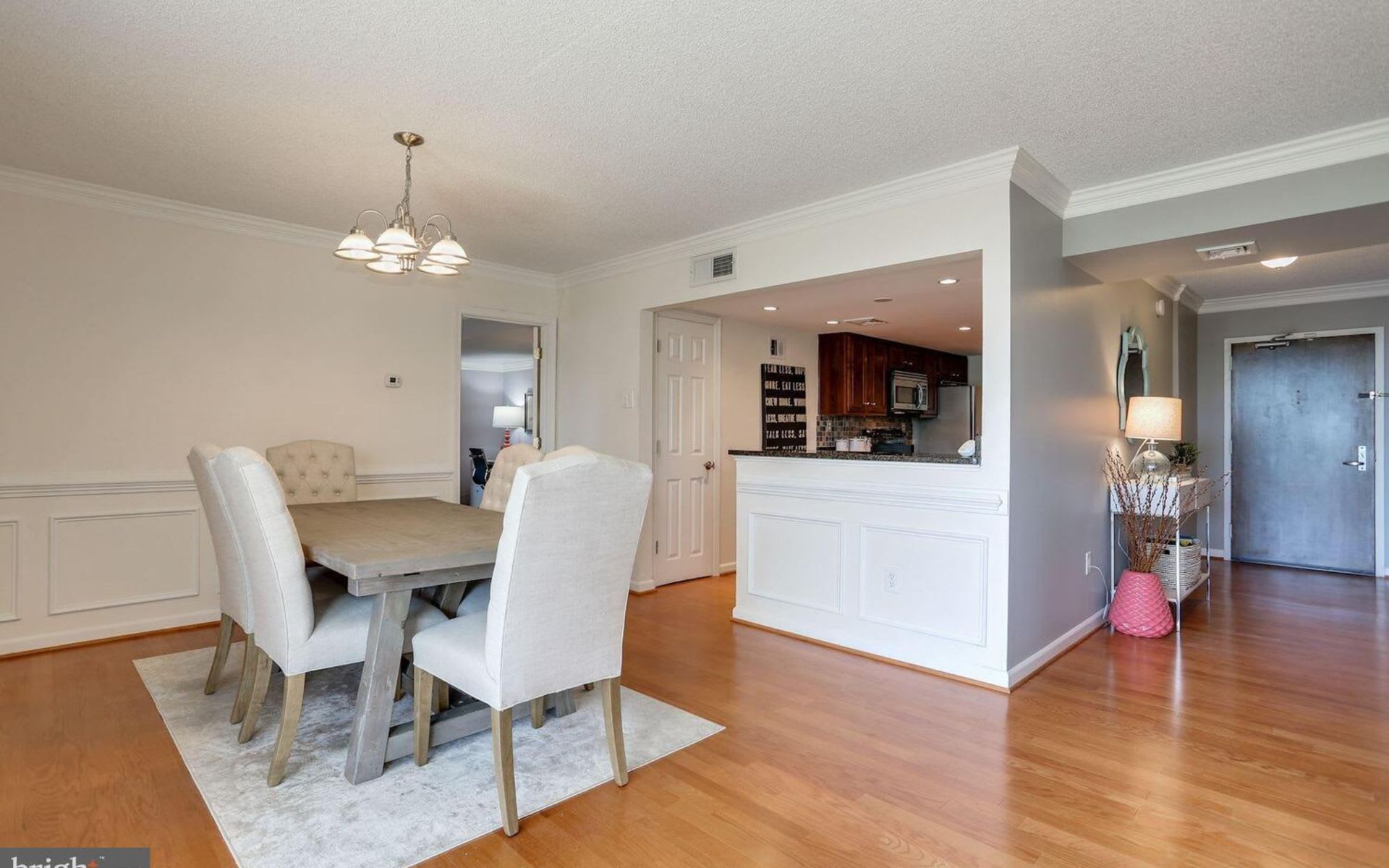 1515 S Arlington Rdg Rd, #305