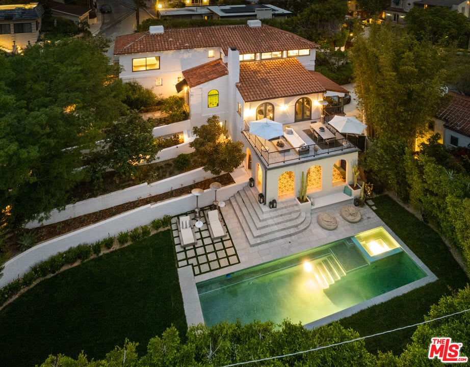 Stunning Sunset Strip Adjacent Spanish