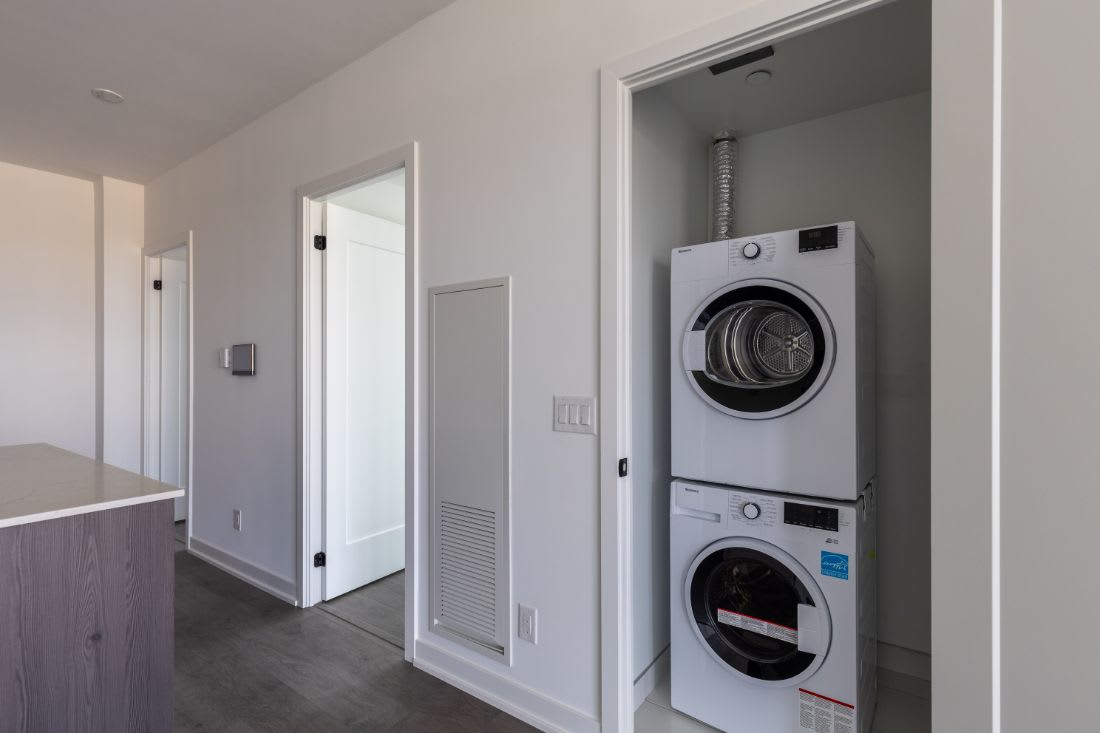 801 – 5 Defries St